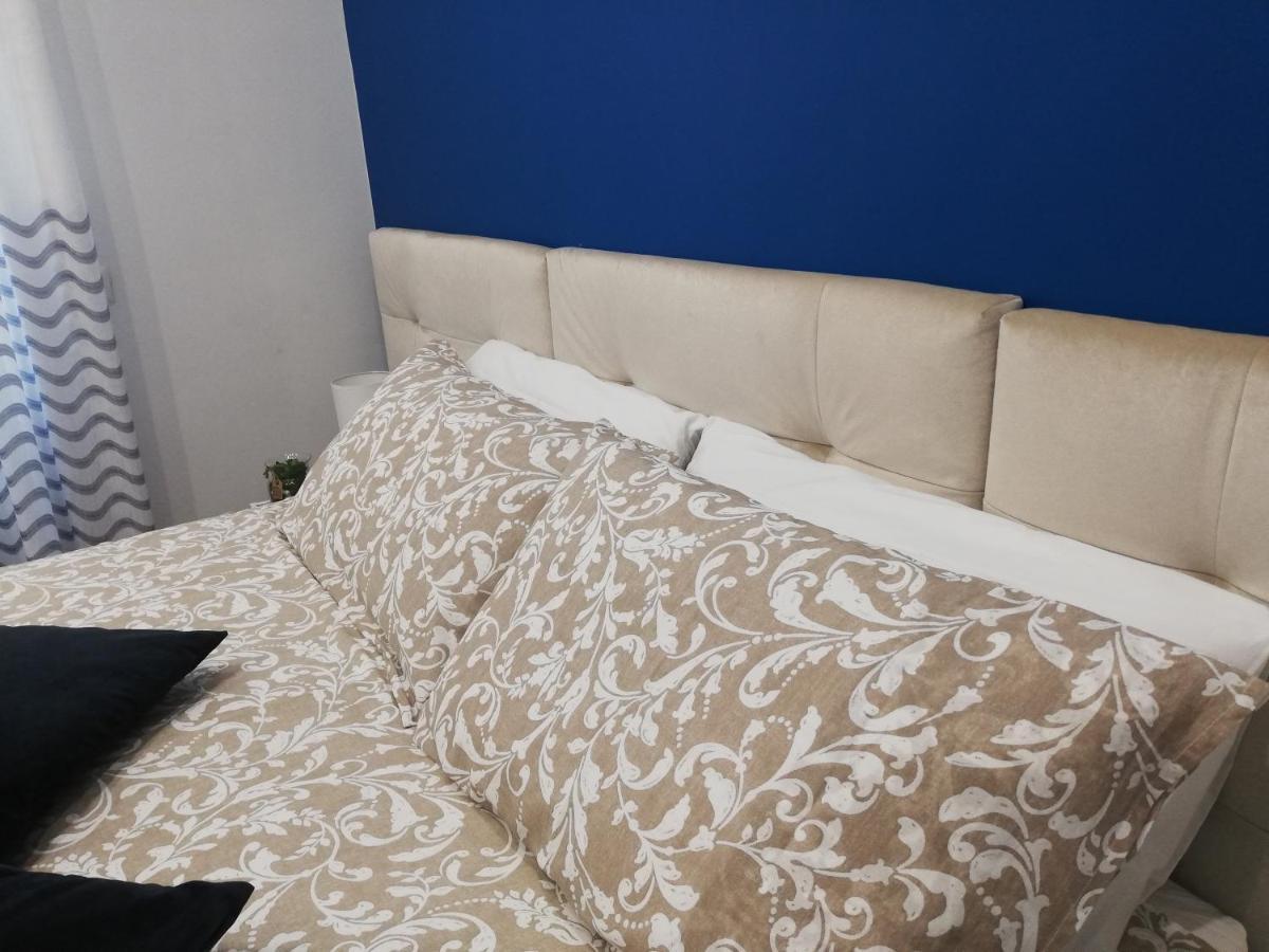 Belvedere 75 那不勒斯 外观 照片